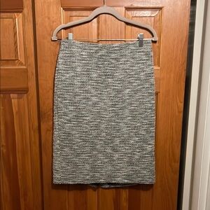 Gray and Black Women's Tweed Pencil Skirt